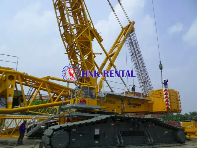  Sewa Unic Crane  bandara nusawiru pangandaran